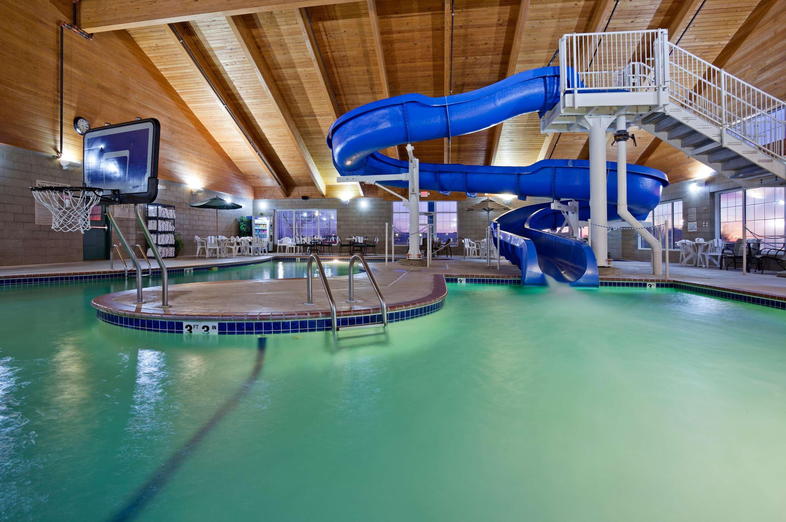 Country Inn & Suites By Radisson, Willmar, Mn Exterior photo